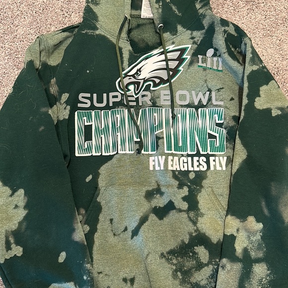 Handmade Bleach Dyed NFL Philadelphia Eagles Sweatshirt - Picture 3 of 4